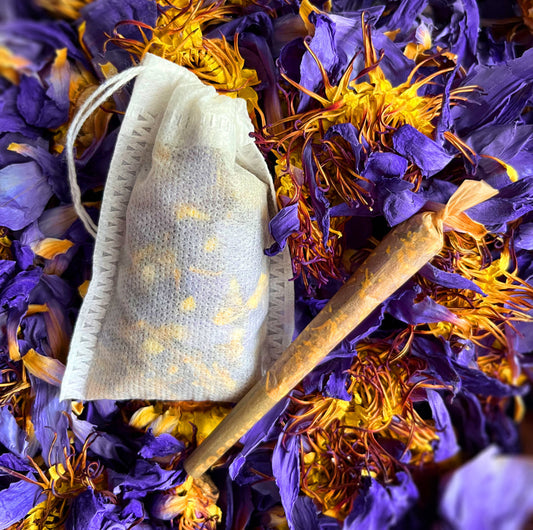 Try Me Set I Blaue Lotus Blume | Nymphaea caerulea | Blue lotus | Räucherwerk | Badezusatz | 100% Bio Ägyptischer Blauer Lotus